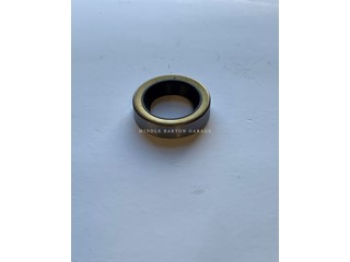 GEARBOX INPUT SHAFT OIL SEAL 500/600