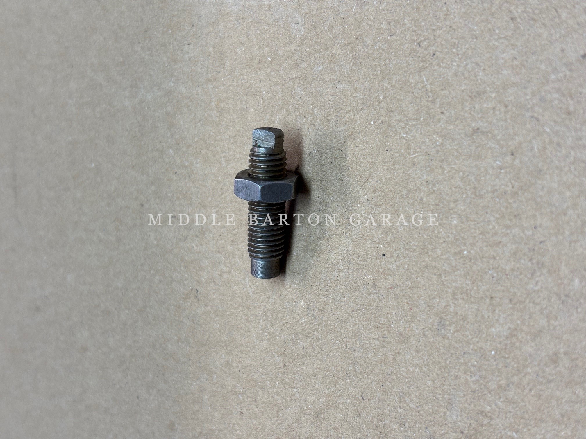 TAPPET ADJUSTING SCREW 500 F/R/126 M7