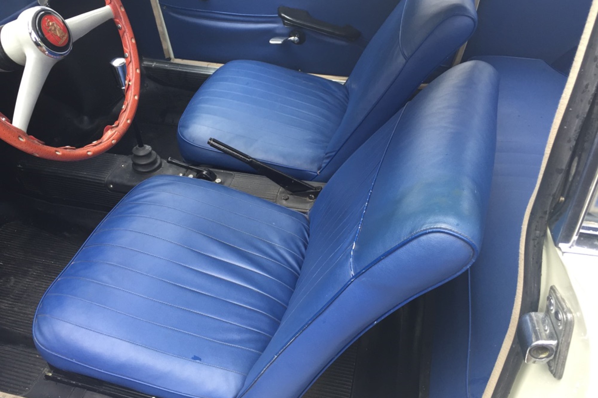 Fiat 750 Vignale Coupe