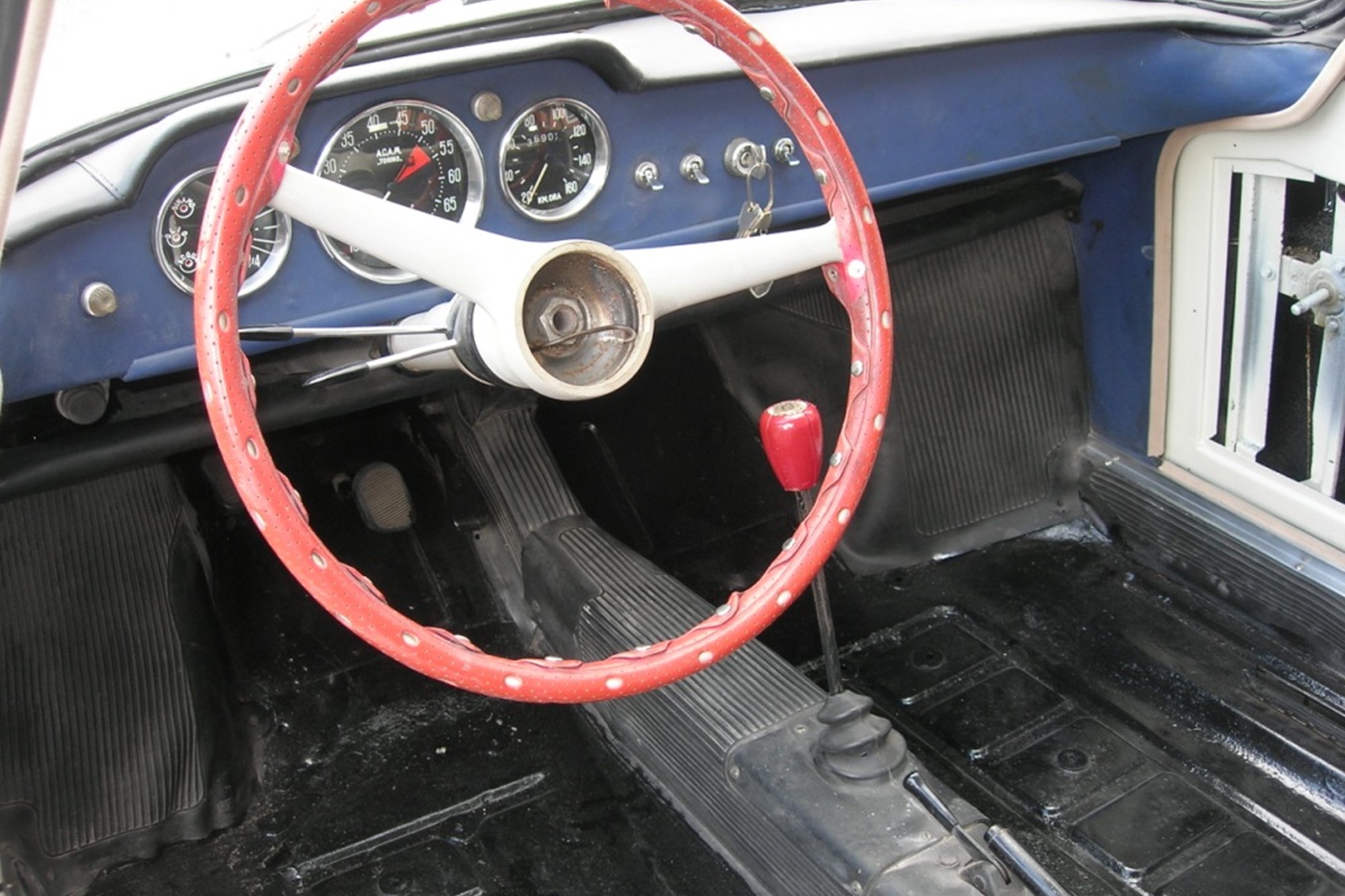 Fiat 750 Vignale Coupe