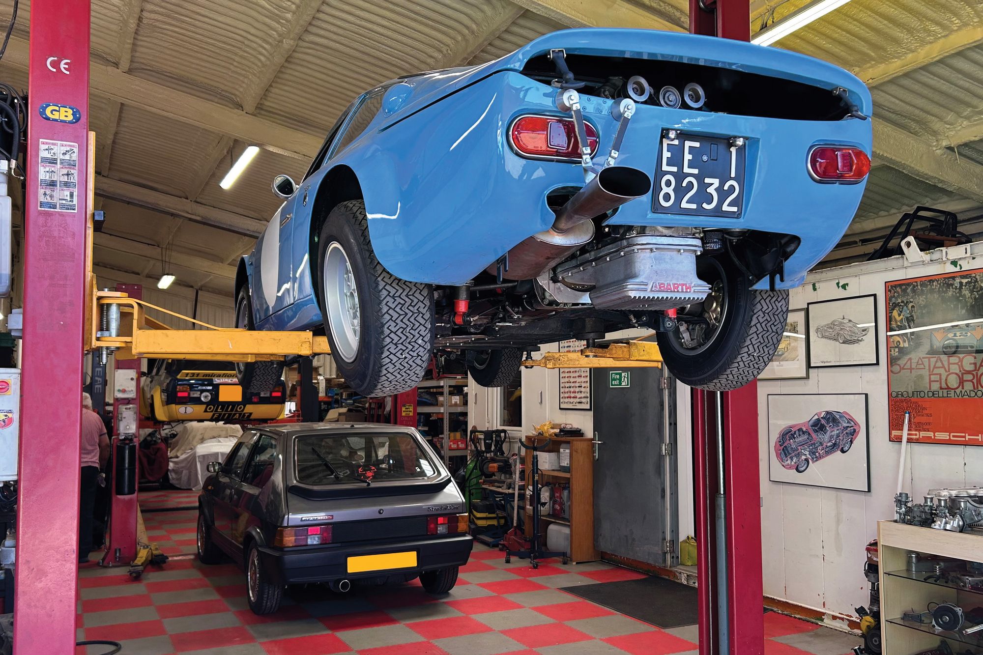Radbourne Racing ABARTH SIMCA 1300 LONG NOSE | Middle Barton Garage