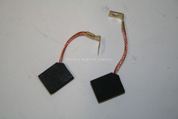 DYNAMO BRUSH SET 500/126/600D (PAIR)