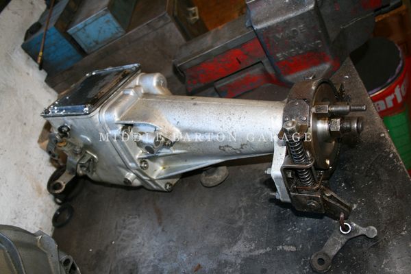GEARBOX FIAT 1100 (EARLY) WITH HANDBRAKE USED