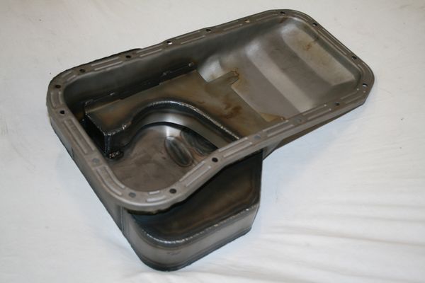 BIG WINGED AND SHALLOW OIL SUMP