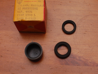 BRAKE PRESSURE REGULATOR SEAL KIT 1500L/1800B/2300