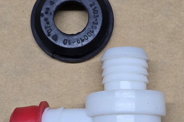 FIAT 124 BRAKE SERVO CHECK VALVE & GROMMET