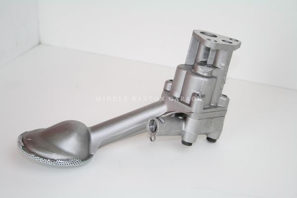 OIL PUMP WITH RELIEF VALVE 600/850/133