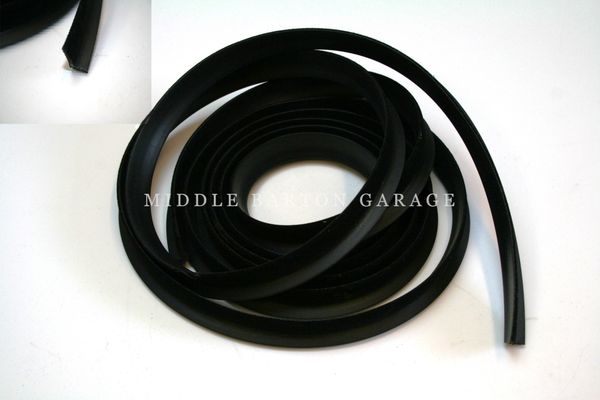 DOOR TOP/REAR 1/4 WINDOW SEAL 124 CS0/2/DS SPIDER