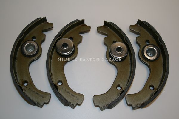 BRAKE SHOES 500F/L 126