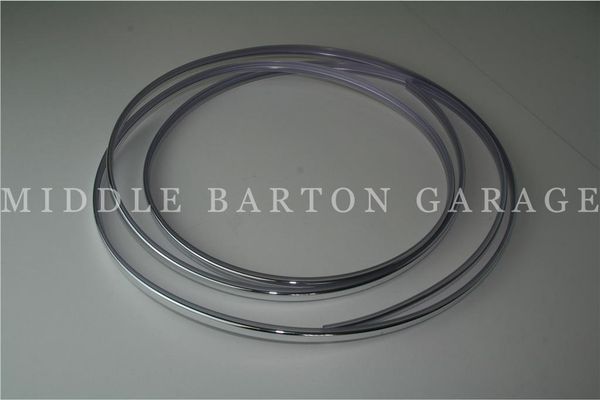 CHROME INSERT WINDSCREEN SEAL 500L