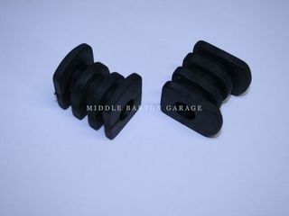 ANTI-ROLL BAR MOUNT BUSHES (FRONT) 850 (PAIR)