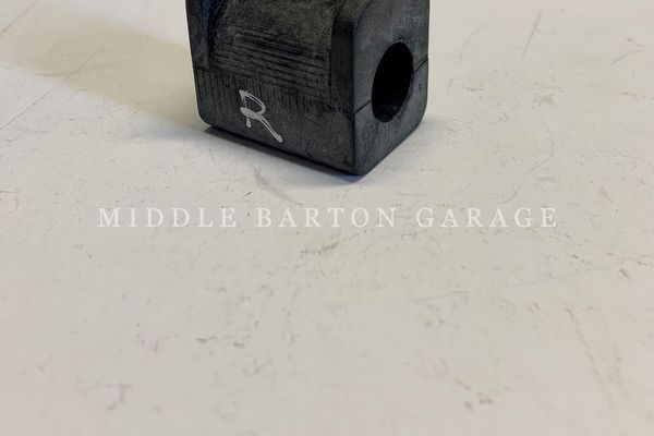 Anti Roll bar bush - REAR INNER - 850