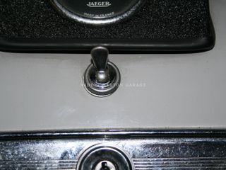 LIGHT SWITCH CHROMED PLASTIC 500/600 WITH BLACK BEZEL