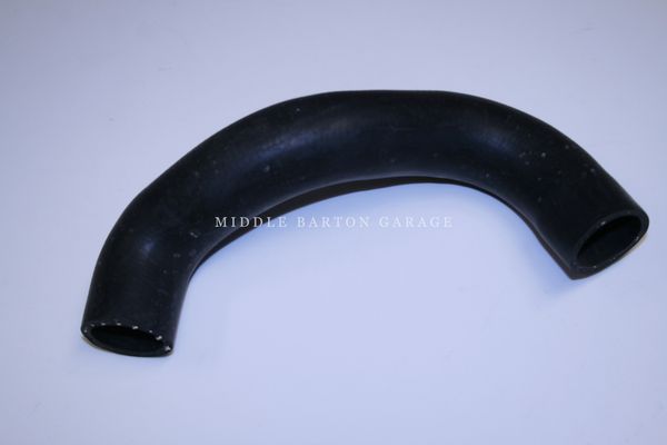 BOTTOM RADIATOR HOSE - 124 ( 68-74 )
