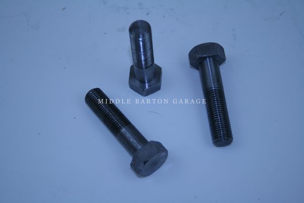 CRANKSHAFT PULLEY BOLT 124 2000 AFTER 83 125TC 130TC  132 ARGENTA (AS USED IN MORGANS)