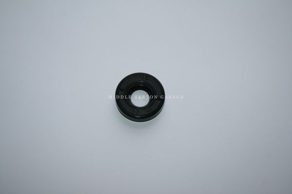 OIL SEAL FOR DISTRIBUTOR 124 SPIDER