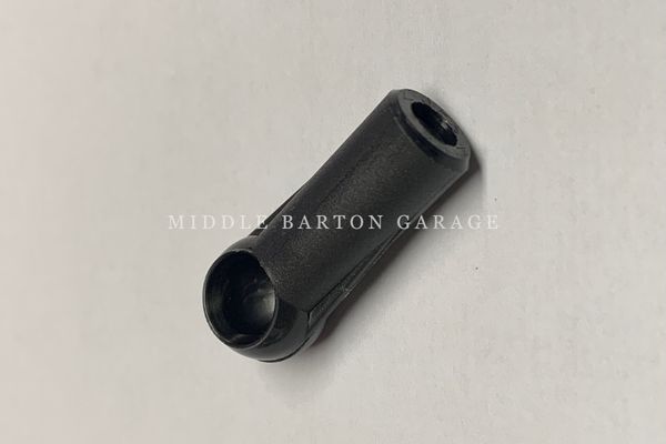 Throttle linkage end - 124/850/600D